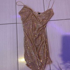 Dress size medium never worn.